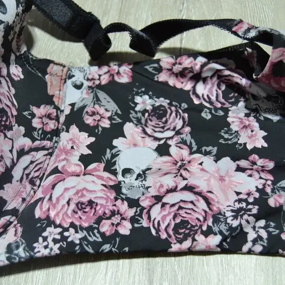 Torrid Skull Floral Lightly Lined T-Shirt Bra 42DDD - Picture 3 of 8